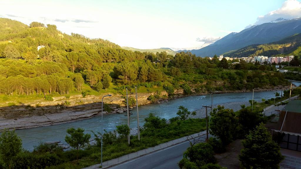RAMIS Hotel&Outdoor Sports Center Përmet Buitenkant foto