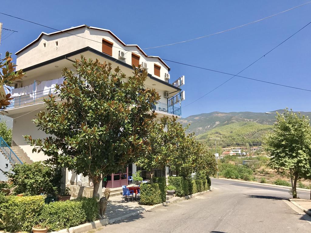RAMIS Hotel&Outdoor Sports Center Përmet Buitenkant foto