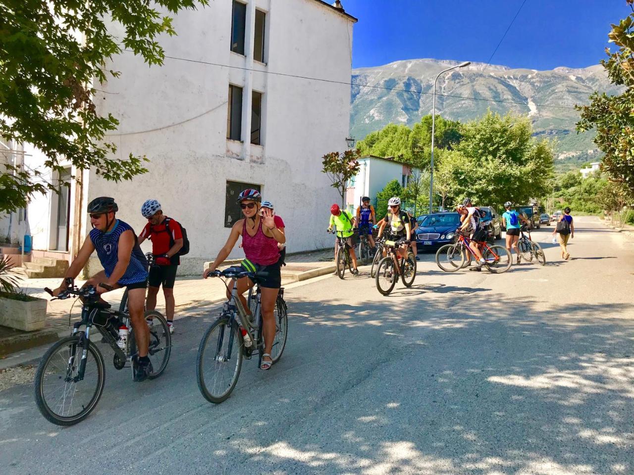 RAMIS Hotel&Outdoor Sports Center Përmet Buitenkant foto
